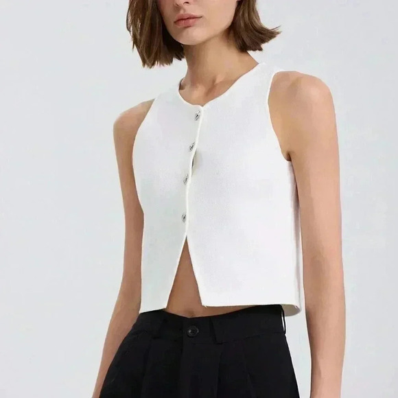 White Casual Women's Knitted Short Vest - Picture 3 of 5